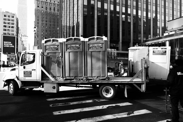 Best Portable restroom trailer rental  in Fair Grove, MO